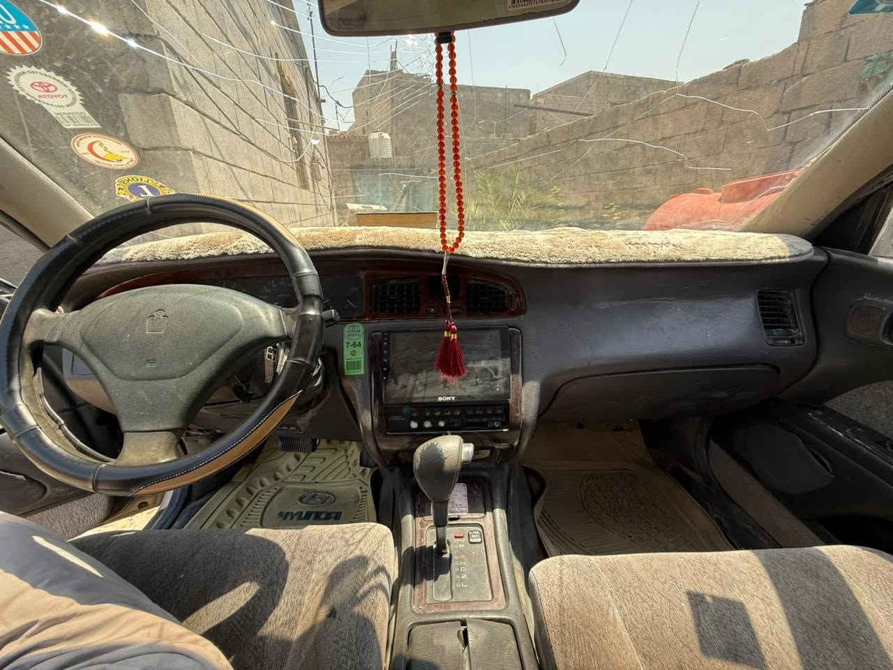 السلام عليكم للبيع بطه موديل 1992 مكينه كير اكسل حداده تبريد غرفه كله جديد تحويل ثاني يوم بسمنه شخصيا العنوان البصره الزبير خلف معارض الزبير لتواصل على الرقم *********** اني مكلف بالنشر.  السعر 55وبيها مجال
