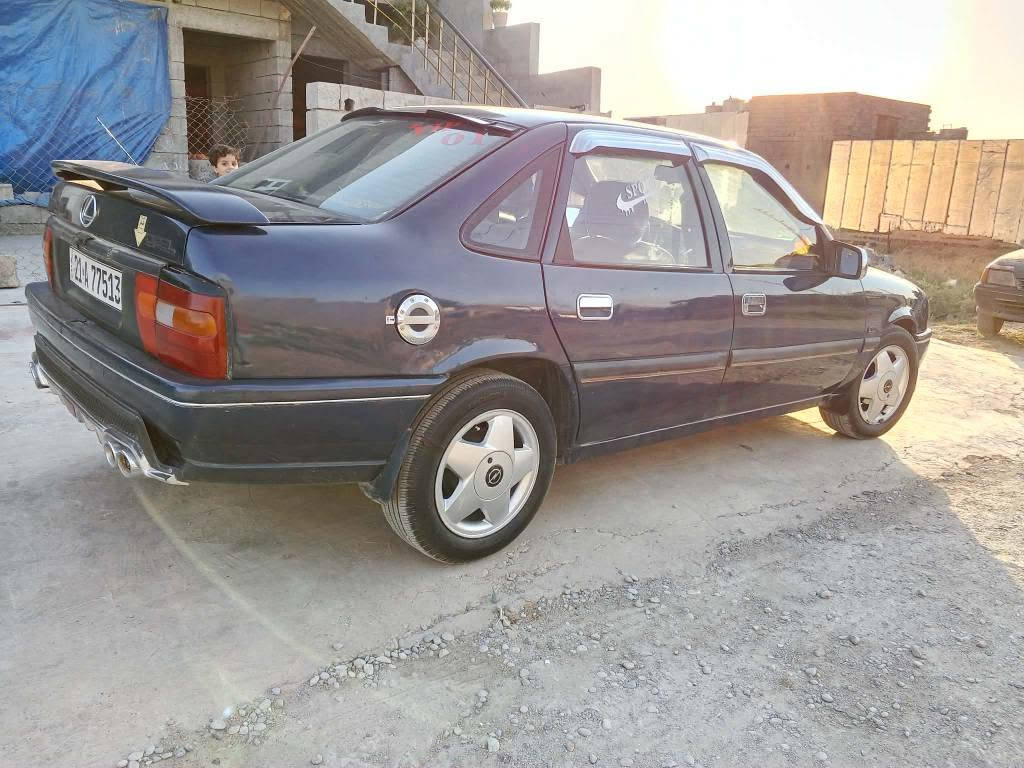 بەناوی خوای گەورە و میهرەبان  ئۆپڵ ڤیکترا مۆدێل 1991 بەناوی خۆمانەوەیە تا 2028 تازەیە گێڕ تۆماتیک مەکینە 18 چوار تایەی تازە هەموو گیانی بەشەرت یەک چەمەلەغی دواوەی تۆزێک لێدراوە بێ ناوگرتن پێنج ساڵەلای خۆمانە سەیارەی مەعرەز نیە سعری 55 گەڵاو کەمێک مەعامەلە ژ.م ***********   جوابی نامە نادەمەوە تەلەفون بۆ ساحێبی بکە السليمانية, العراق

