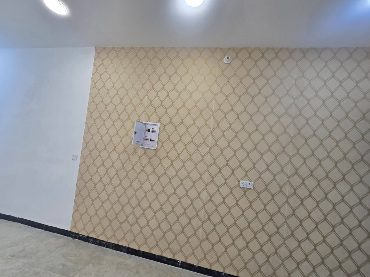 سلام عليكم بيت للبيع زراعي باب الحاره ١٠٠ متر مراجعه مكتب حاتم سلطان العتبي ركن الموضفين *********** ***********

نص مكتوب في الصور:
- كروب بيع وشراء العقارات في العزيزية
- حاتم سلطان . ١١ د .
- بيت لالبيه بابا الحاره ٣ متر ثانويه حاتم سلطان العتي راكان المصفين
- ***********
- ***********
- تقييم هذه الترجمة