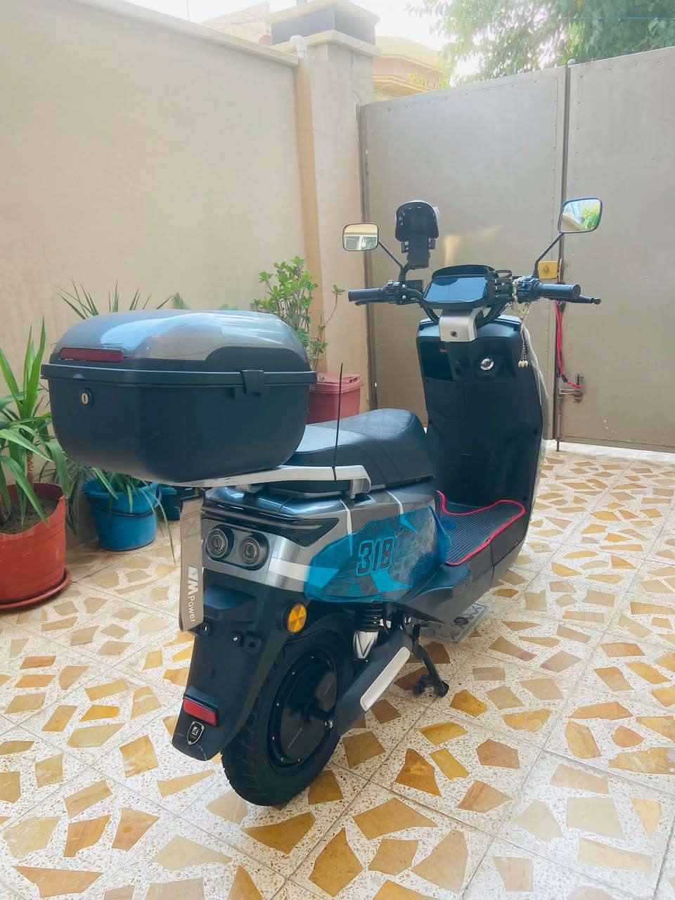 318 للبيع
بطاريات 6 مسطرة 12/11
استخدام 3 اشهر
كلو شرط نضافة 100/98

سعر 725 بي مجال
***********
***********
