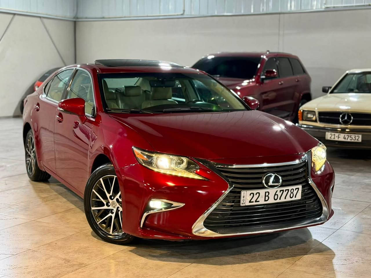 ﷽
                                                 LEXUS ES350 2016
◽️ليگزز ES 350 موديل 2016 فول مواصفات
🔹لون مميز ( ماروني ) 
        ~~~~~~~~~~~~~~~~~~~~~~~~~~~~~~~~~
مكان🌇: سليماني               
سعر💵: 158$🔐
 ☎️موبايل / ***********
                   *********** واتساب
        ~~~~~~~~~~~~~~~~~~~~~~~~~~~~~~~~~
◽️محرك V6 3.5L سته سلندر
🔹گير و محرك بشرط مامفتوح ✅
بدون صوت بدون صرف و خلل بشرط فحص
🔹ماشيه 80 الف حقيقي📦✅

▫️بيها {{ بنيد و نص قبغ جنتة صبوغ }} بدون داخل❌
🔹سيارة جديد حيل حيلوة نضيفة📦

◽️مواصفات
{{ بصمة - فتحة - داخل بيجي و قهواي  - رادار أمامي و جانبي   - كشنات جلد - كشن تتفيىة و تبريد - كشن و ستيرن كهربا - كشن خزن  - شاشة - ماوص - تبريد مركزي - نيزامي أيكو - نيزامي سبورت - لايت ليدو زينون - مراي شفت - ڤوليوم - بلاجكتور - بعد هواي مواصفات }}

◽️اربع تاير و ويل بيلادي جديد بدون مصروف
🔹نظافه ١٠٠٪؜ كامل سيرفس بدون نقص و بدون مصرف
🔹بسميً السنويه بشرط تحويل و خرامه
🔹سنوي و رقم و هزة كلها جديد
سياره مابيها دينار مصرف كامل من كل نواحي

نفسي يوم /تحويل و كاله حاظر
مكان / داخل سليمانيه🌆
        ~~~~~~~~~~~~~~~~~~~~~~~~~~~~~~~~~ السليمانية, العراق
