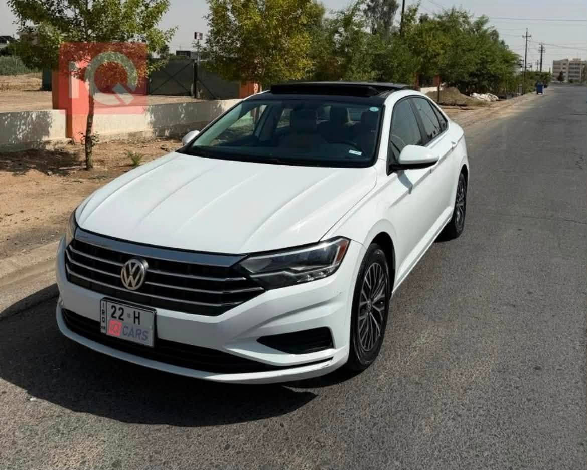 السلام عليكم
Volkswagen Jetta SE full 2019

موصفات SE فول 

‎کلین تایتل 

شاشه و كاميرا

پانۆڕاما 

‎ناو زەرد

کوشن هیتر

پشت و پیشی و تەنیشتی رادار

‎ڤالیۆم 

دژه خليسك ECO

بەسمە دبل گیر

Auto hold

لایت و بەگلایت لید  زینون 

گیر و مەکینەی بەشەرتە

سەیارەکە ١١٠هەزار ميل رۆیشتووە

١٦٠ ورقة مەجالێکی کەم

شوین : هەولێر

***********

 موصفات se فول

كلين تايتل

ماشي ١١٠ الف

محرك و گير بشرط

مكان أربيل

١٦٠ ورقة مەجال
