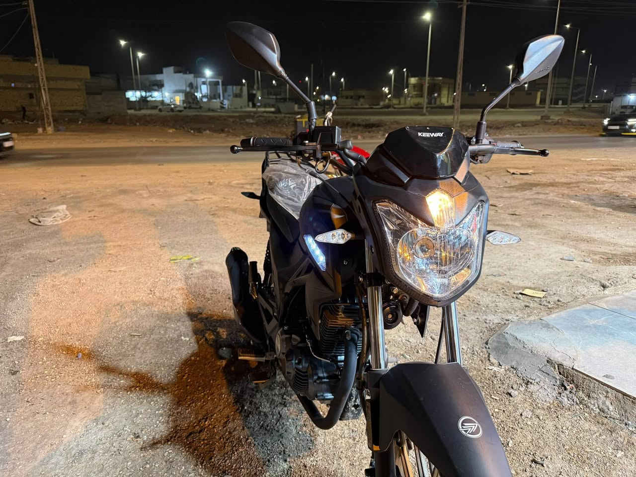 السلام عليكم
دراجه Rk 200cc موديل 2026 صارلها 20 يوم من طالعه من الوكيل مكفولة كفاله عامه من كلشي سعر 2700 وبيها مجال بيع فقط مكاني بصره كرمه علي 
***********
