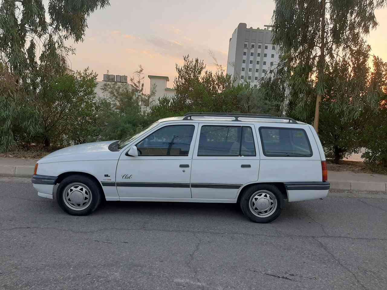 كاديت • ١٩٩١ • محرك ١٦