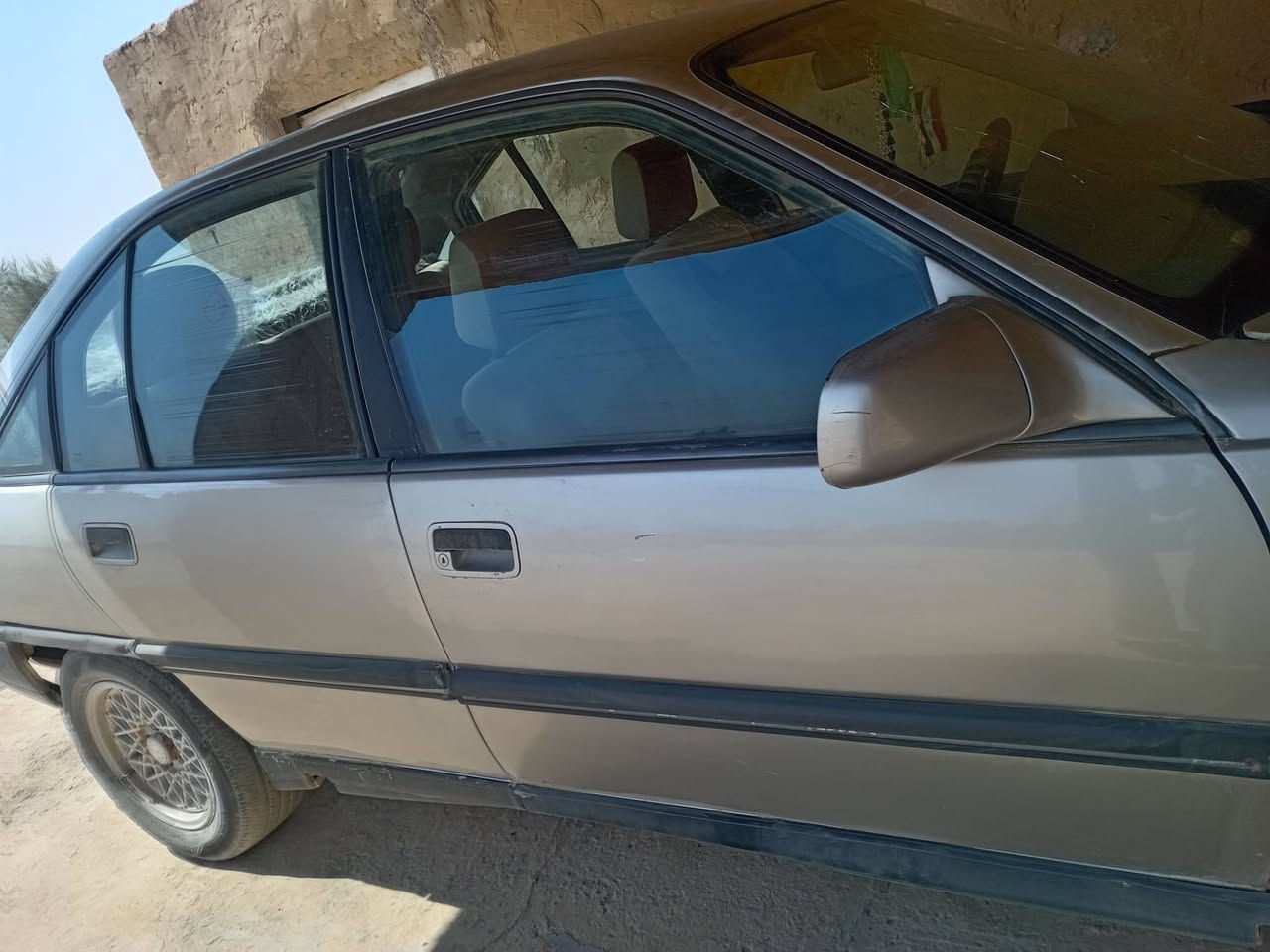 اوبل اوميكه للبيع شرط محرك اكسن كير رقم انبار دولي تحويل مباشر سنويه جديده السعر ٣٥ رقم راعيه***********
