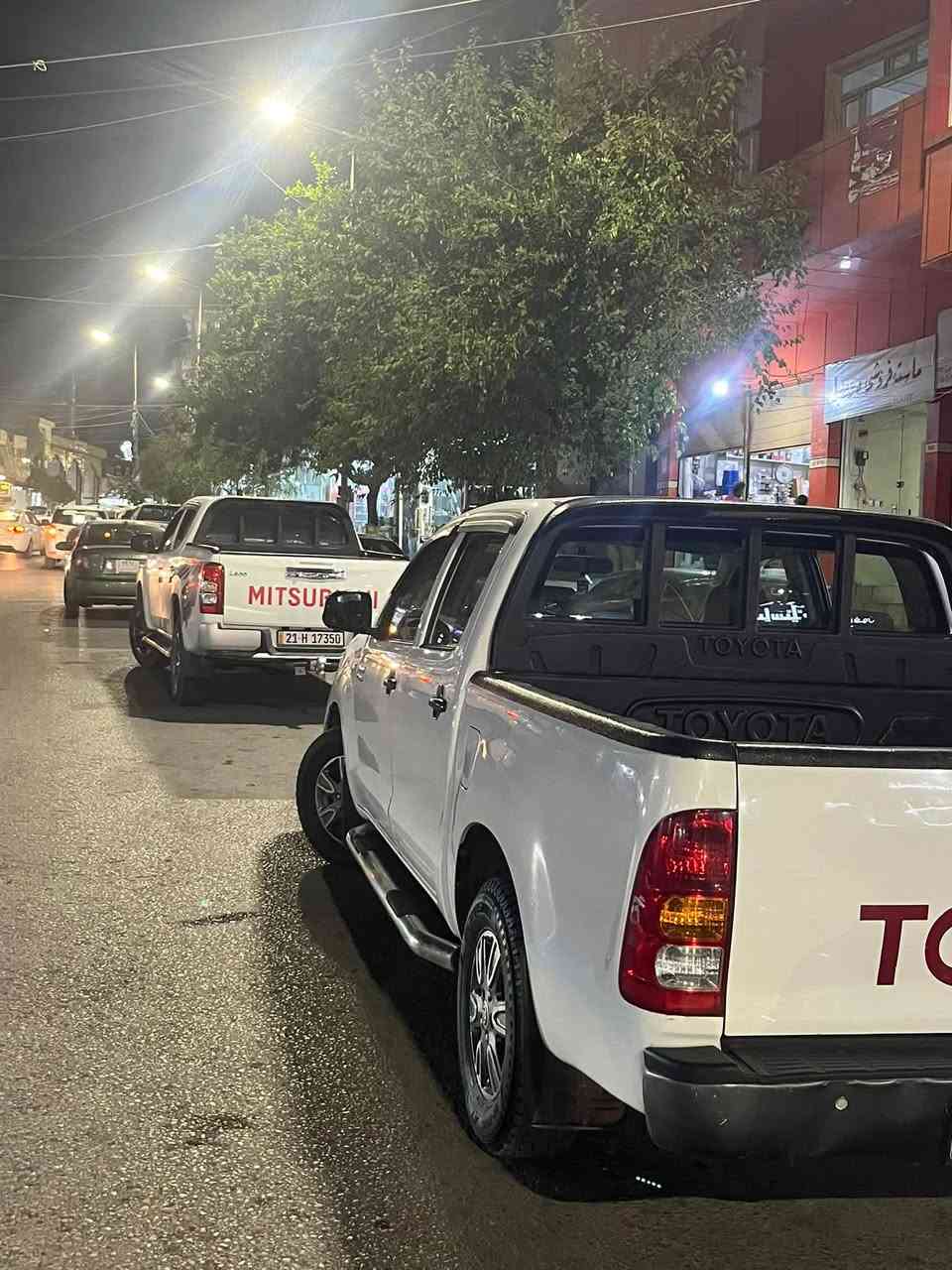 تۆیۆتا هایلوکس ٢٠١٠
١٢٠ هەزار ڕۆیشتووە

بێ بۆیاغ بی ساردی 

گێڕو مەکینە بەشەرت برغی تێ بانەدرایە

ڕەقەم و سەنەوی نوێ

جام کارەبایی  یەک دەستە بەخۆن لە شریکەی هینایتە دەر
سعر ١٦٥ وەرەقە

*********** 

***********
