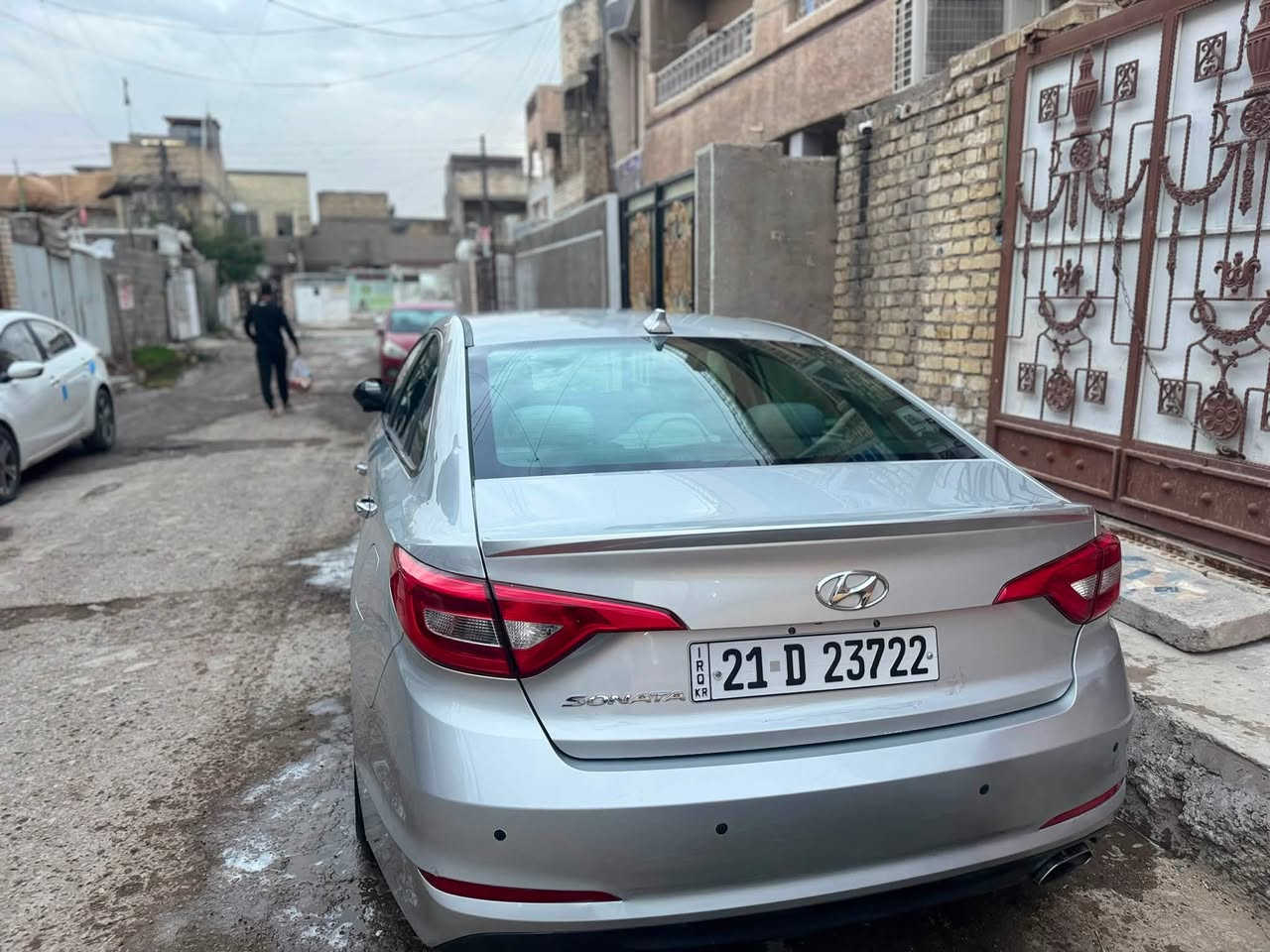 ‏سلام عليكم عندي سيارة للبيع نوع سوناته موديل 16 سيارة حادث بنيد وجاملغ وعندي مكان شيء صغير بي بارد سيارة جديدة بمعنى الكلمة تخم تاير جديد سعر السيارة 110 وبيها مجال قليل السيارة بدون أي جراد السيارة مال بيت باسمي تحويل ***********
