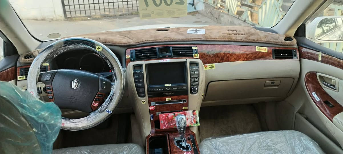 ٢٠٠٦ • بدون صبغ • سيد صادق