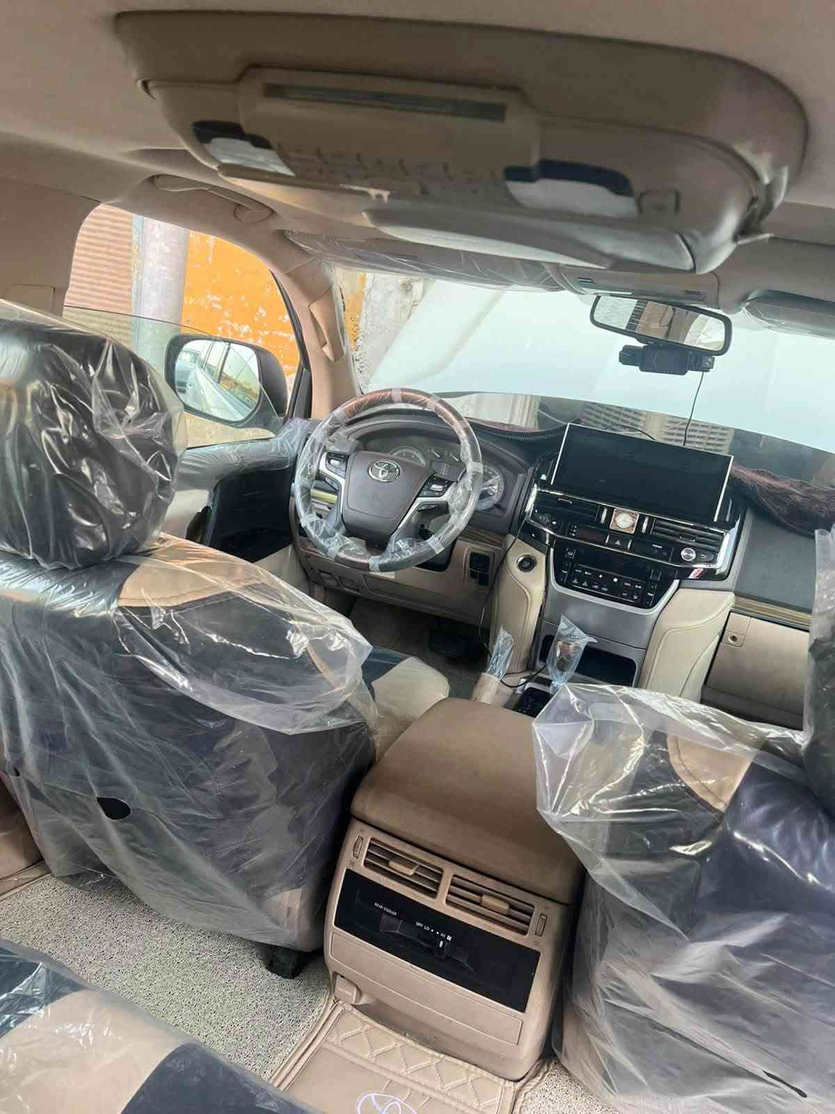 لاندكروز VXR • ٢٠١٣ • رقم بصرة