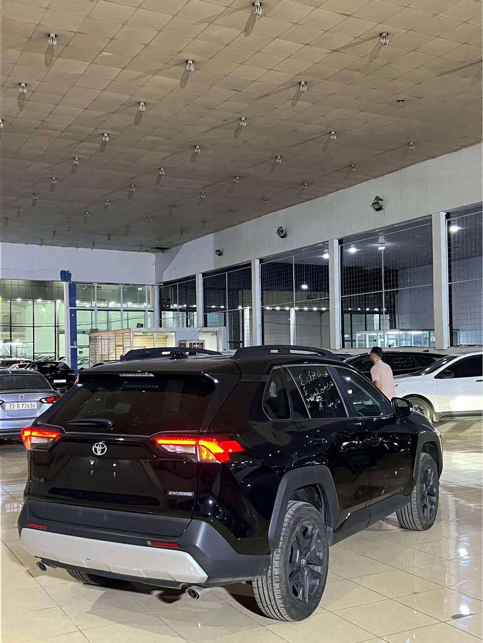 2024 TOYOTA RAV 4 SPORT UTILITY VEHICLE
تيوتا رافور 2024 SPORT جبلي 
سعر 🔥💸💣 215$ ورقه 
مواصفات 
بصمه بابين بصمه فورويل AWD ويل كب كروم لايت LED زينون بريك بصمه نضام قياده و بعد مواصفات هوايه
ضرر خفيف صوره حادث موجود رصعه صغير بل باب صلحه صبغ بدون قطره دواخل بدون ارباك  سياره شرط ترقيم شمالي و يوجد معقب 
مكان سياره اربيل مديه معارض شارع ١٠٠ م 
رقم موبايل ☎️ *********** 
واتساب  ⬅️ ***********  شاخه وان كارس اكر, نينوى
