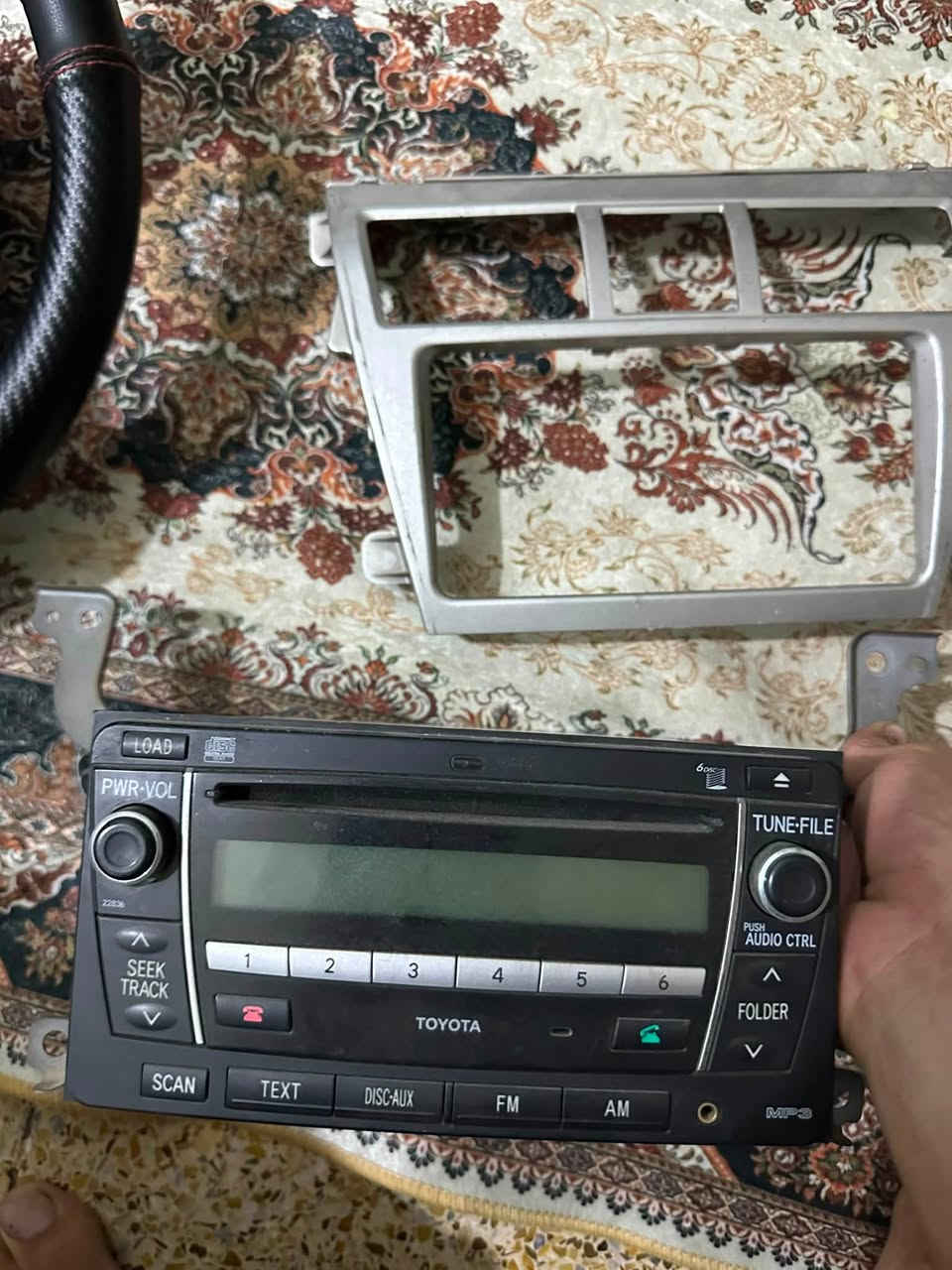 سلام عليكم عندي استيرن  مال يارس ومسجل والعطر مال مسجل كلهن ب75 الف مكاني بغداد العامريه ***********
