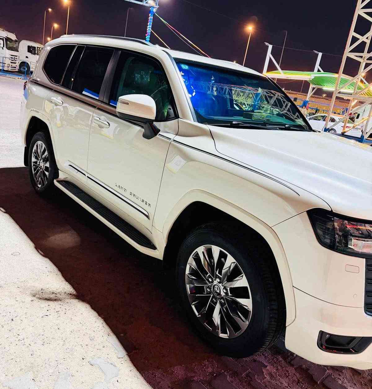 تويوتا لاندكروزر GXR موديل 2024

شركة ساز SAS

• كفالة عامة من كلشي شرط الفحص + مغلقة ppf

• رقم بغداد تحويل مباشر 

• ماشية 37 ألف كم 

• محرك 4000 سي سي

• 6 سلندر تنفس طبيعي

• مغلفة PPF بالكامل

• استخدام شخصي
• السيارة جديدة ونظافتها أعلى من الصور

• مواصفاتها معروفة وكاملة

السعر 680 ورقة وبي مجال

الموقع: البصرة ياسين خريبط

الشراي يتصل هذا رقمي 

***********

*********** بغداد, العراق
