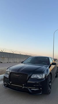 كرايسلر 2020  خليجي 300 S فول 1/1 وكاله هارلم  محرك سته سلندر 3600 الم...