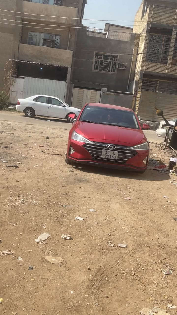 سلام عليكم الانتره 19 حادثه بس جاملغ خلفي بس للمراوس فقط  مكاني ابغداد الشعب
***********

نص مكتوب في الصور:
- Elantra » Hyundai Elantra Se 2019 Red 2.0L 4
- vin: 5NPD74LF4KH425103
- Hyundai Elantra Se 2019
- Red 2.0L 4 vin:
- 5NPD74LF4KH425103
- Final bid: $7500
- Auction: Copart SOLD
- Lot number: 27087530
- Date of sale: 07.02.2020
- Elantra » Hyundai Elantra Se 2019 Red 2.0L 4 vin: 5NPD74LF4KH425103 Hyundai Elantra Se 2019 Red 2.0L 4 vin: 5NPD74LF4KH425103 Final bid: $7500 Auction: Copart SOLD Lot number: 27087530 Date of sale: 07.02.2020
- Elantra Hyundai Elantra Se 2019 Red 2.0L 4 vin: 5NPD74LF4KH425103 Hyundai Elantra Se 2019 Red 2.0L 4 vin: 5NPD74LF4KH425103 19827 mi Final bid: $7500 Auction: Copart SOLD Lot number: 27087530 Date of sale: 07.02.2020