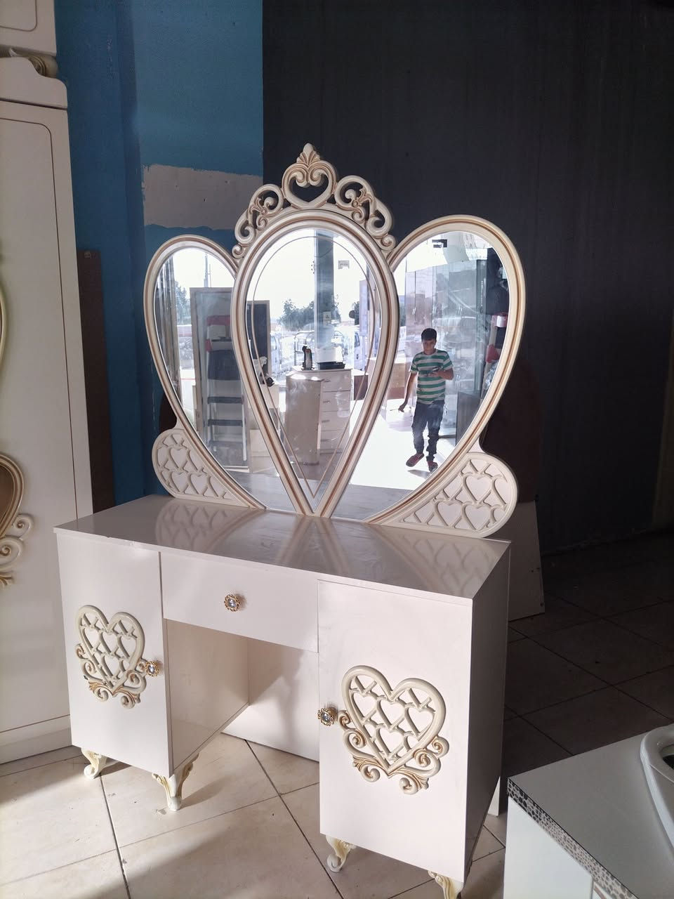 غرف نوم نظافه سعر مناسب رسلوان على واتساب *********** خاص
