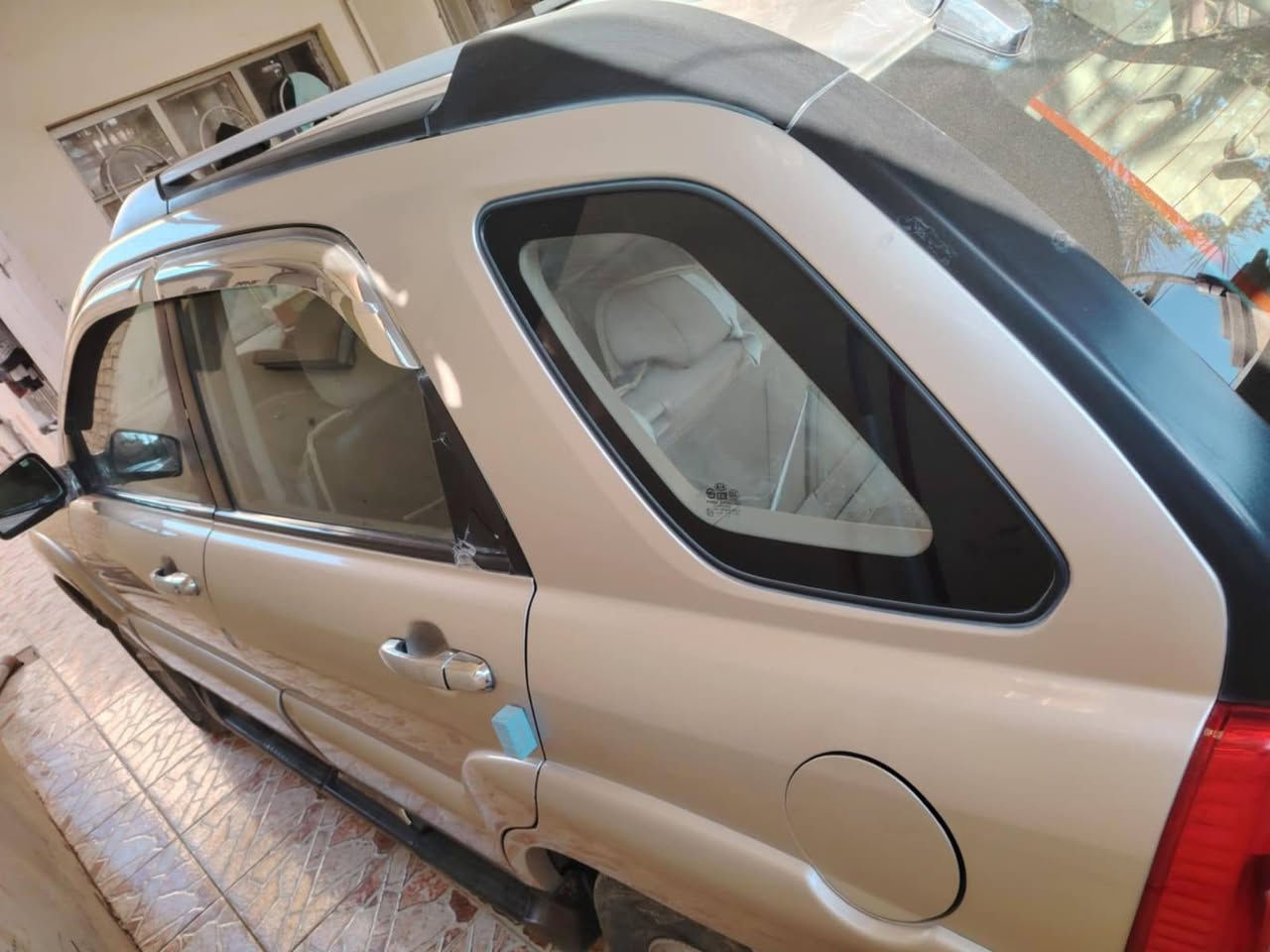 عسبورتج 2009 خليجي السعر 100 بيهه مجال لتواصل ع رقم مع سونار موجود داخل  ***********
