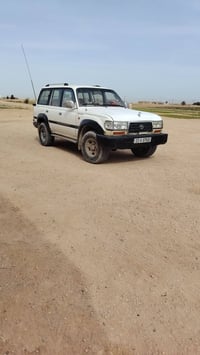 لاندكروزر • موديل ٩٢ • رقم بغداد