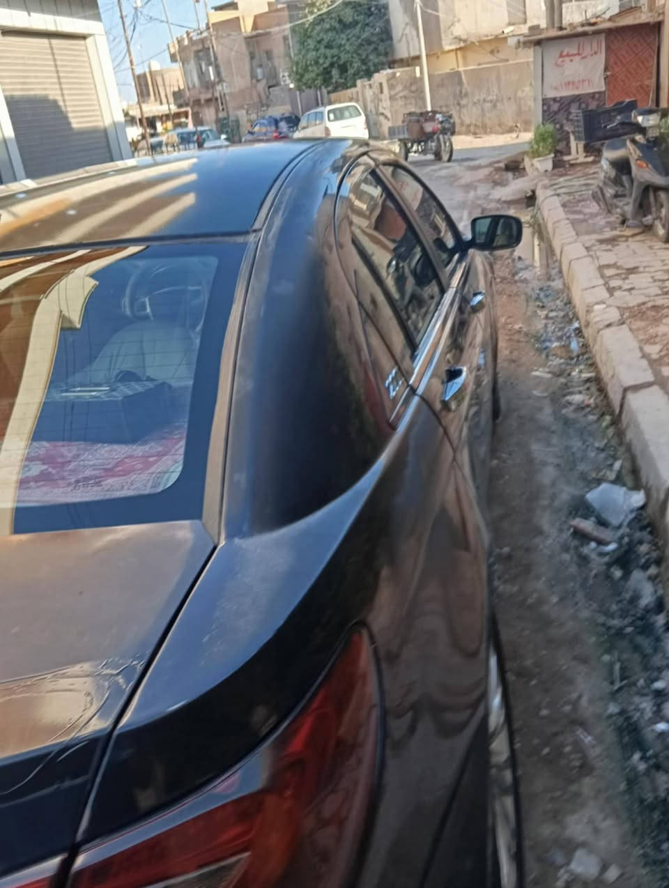 السلام عليكم سي ٢٠٠ موديل ٢٠١١ فول مواصفات عدى البصمة  ٤ سلندر سعر ٧٠ وبيها مجال ***********
