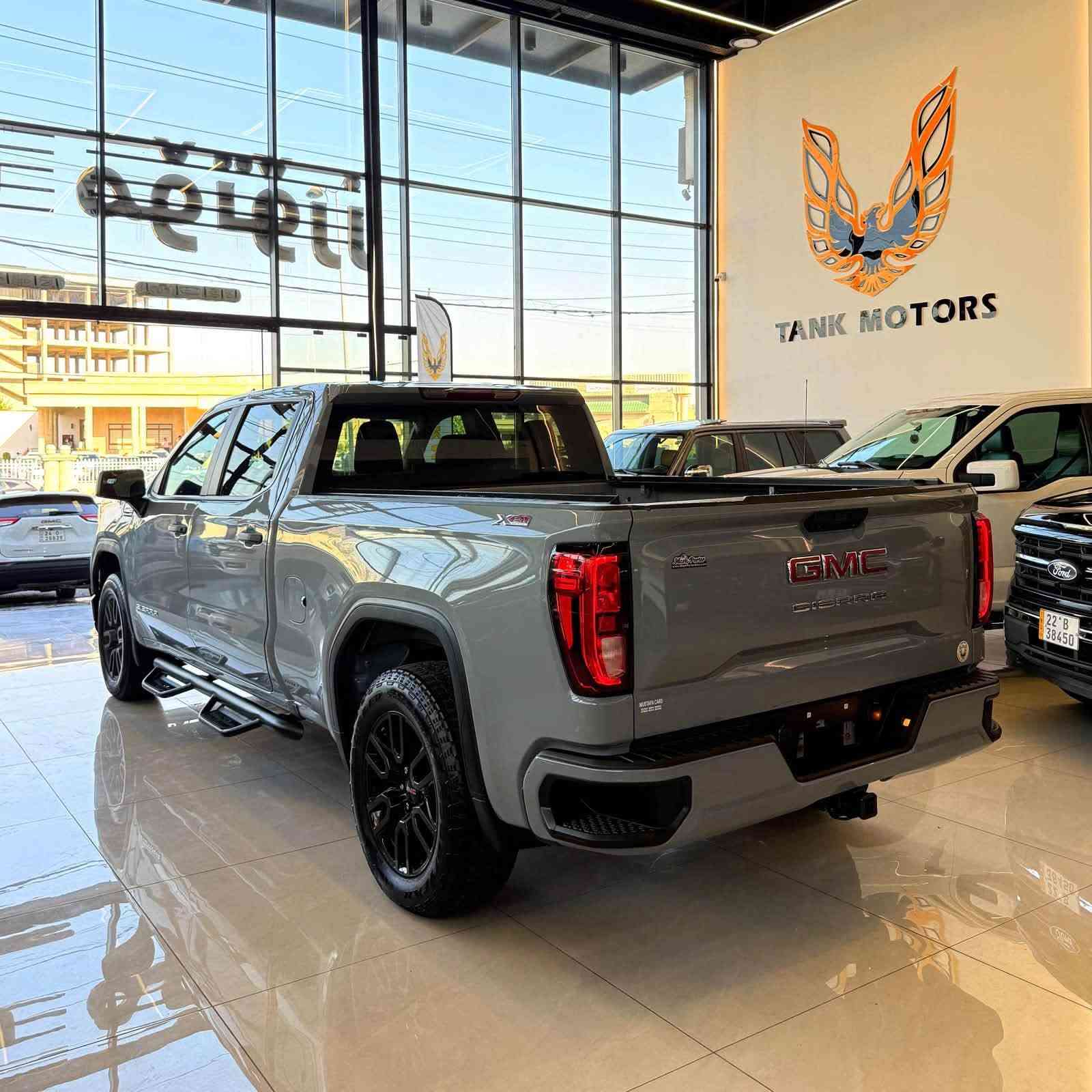أرخص GMC Sierra بالعراق وصلت وبسعر يكسر السوق! 😮‍💨
🚙 Sierra موديل 2025
💪 8 سلندر
🔥 فورويل 4×4
🎨 لون سمنتي فخم ومميز
💰 السعر: 225 ورقة بس!

يعني شنو؟
سيرا 2025 + 8 سلندر + فورويل + لون يضرب + وسعر 225 ورقة؟! 😳🔥

هاي مو كل يوم تحصلها…
اللي يعرف بالسيرات يعرف شكد هالسعر قوي!

إذا ببالك سيرا، لا تخلي هاللقطة تفوتك 👊🏻🔥

وصور الحادث مرفقة بالصور وياها 

للجادين ***********———***********
