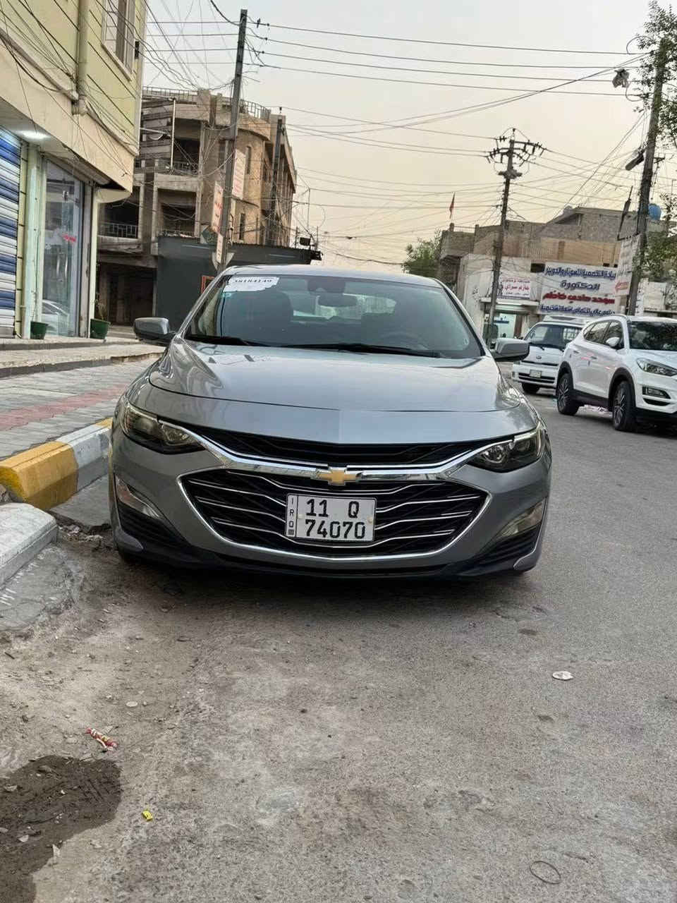 السلام عليكم
ماليبو lt
موديل 2024 رقم بغداد دولي باسمي 
حادثها بسيط حافة البنيد يعني صبغ شبر بلبنيد 
السياره على ايدي ع بلاد 
3بصمات
كشنات امامي تدفئة
تحكم ستيرن 
تثبيت مسار 
تثبيت سرعة 
قطعتين تبريد
اوتو ستوب
كشن كهرباء
السيارة أحلى من الصور وجديدة سيارة وبعد بيها مواصفات
السيارة ماشية 11 الف فقط سياره على أيدي اني مستوردها
السعر 130 وبيها مجال اي نقص ما بيها  
مكاني البياع 
***********
