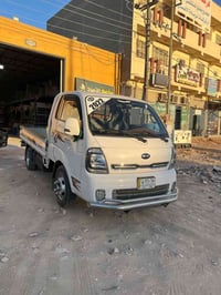 كيا فحل • ٢٠٢٢ • ديوانية