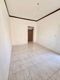 مجمع السلام • ٢٠٠م • أكثر من ٣ غرف