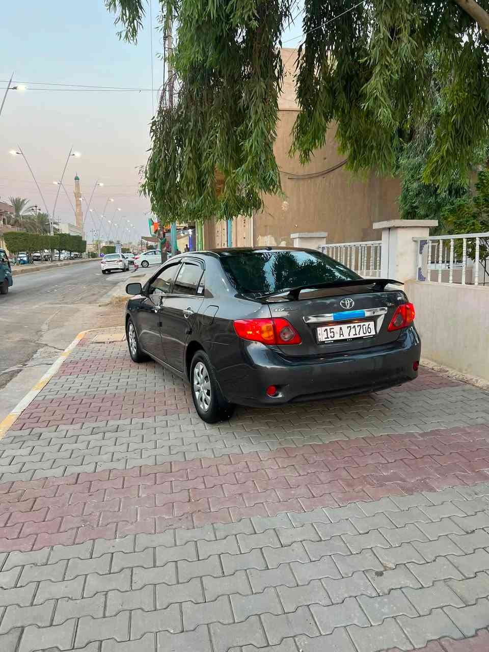 السلام عليكم من رخصت الادمن كورلا ٢٠١٠ وارد السياره جديده بمعنا الكلمه وجاهزه من كلشي كير مكينه صدر تخم تاير تبريد رقم الجديد سنويه جديده السياره بيه مكانات صبغ اثر جراد بدون ضربه ترايك للبصره ماشيه ١٦٦ كيلو متر موقع السياره الانبار قضاء هيت رقم انبار تحويل مباشر السعر ٩٤ بيه مجال للاستفسار اتصل ***********
