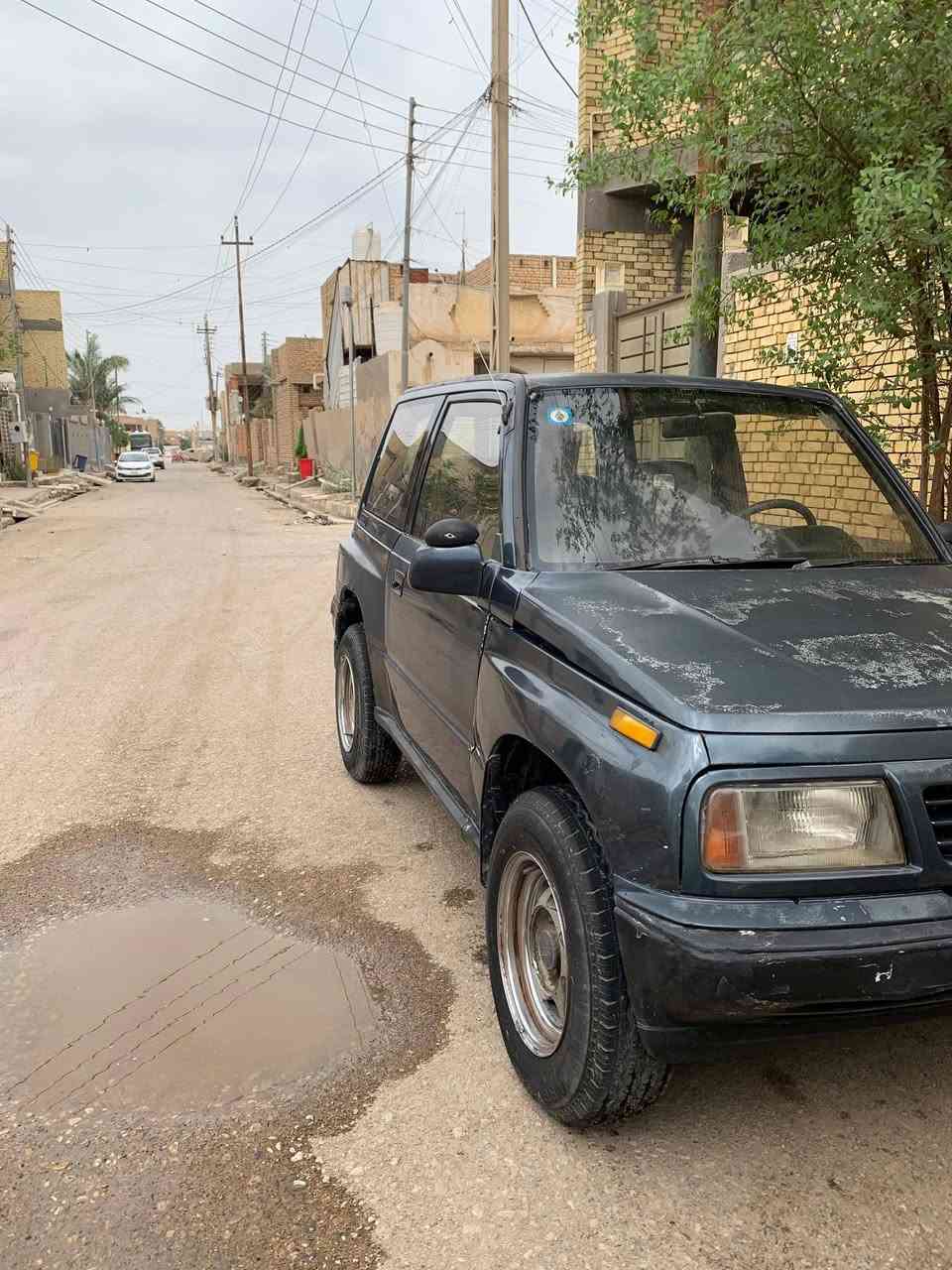 السلام عليكم
ساسوكي فيتاره تك باب 
موديل 1989
مرقم بابل دولي 
سنويه مجدده لحد 2029 
جاهزه 
حاديه تخم تاير شاشه تاب كهربائيات 
جام أوتوماتيك 
گير ومحرك البلادي اوتماتيك 
السعر 35 ورقه 
أعتذر عن المراوس والاقصاد 
بالنسبه للمحرك كابريتر مو بخاخ 
والكير مرات يبوش سئلنه كالوا هيدروليك لو فلتر ابيع ع الموجود  

ملاحظه السياره مكفوله من العيب الشرعي والأصوليات المكان الشطره

📱 +9647812867997
