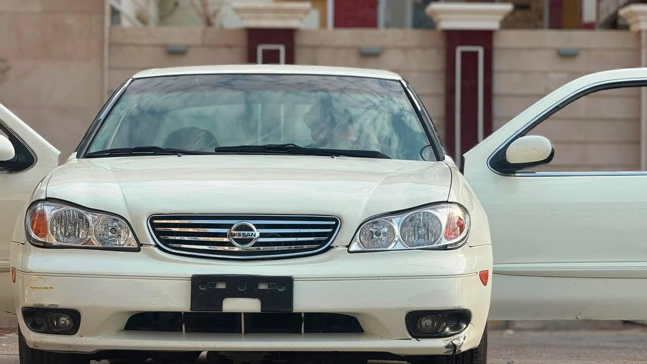 السلام عليكم 
نيسان مكسيما موديل 2006 مزاد وزارة الداخليه 
تترقم ذي قار 
مكينه وكير محور كامري ابو الجف
مصبوغه عام 
الحداديه 50‎%‎
باتري جديد 
تخم تاير جديد
لايتات جدد
كهربائيات شغاله 
نقص تبريد ( حسب اصحاب الاختصاص يكولون فقط كمبريسر)
ادامه كامله قبل فتره مسويلها 
غرفتها نظيفه 
مكان السياره الناصرية الشموخ قرب المعارض 
سعر السياره 45$
هاتف:***********
