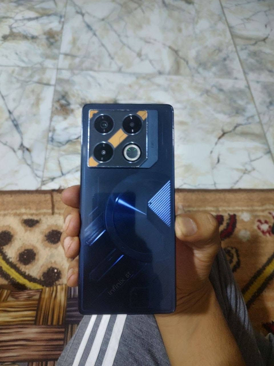 سلام عليكم مبايل انفنكس GT20pro شاشه 144هيرتز الذاكره 256 والعشواىيه 12  يشغل بوبجي 120 فريم نضافت الكشر 90 بلميه نضيف حيل كلشي شغال ميحتاج احجي بعد عنه وياك كفر ولزكه هاتف فقط السعر 260 الاف سبب البيع عندي جهاز ثاني عنوان جسر_ديالى القديم رقم الهاتف_***********

نص مكتوب في الصور:
- معدل تحديث الشاشة
- عالي
- قياسي
- التبديل التلقائي
- التبديل تلقائياً إلى معدل تحديث الشاشة الأمثل بناءً على السيناريوهات، موازنة بين العرض السلس وعمر البطارية.
- ٦٠ هرتز كحد أقصى. يمكن أن يساعد على زيادة عمر البطارية.
- يصل إلى ١٤٤ هرتز لبعض التطبيقات. وهو يحسن من سلاسة العرض ولكنه يُسرع من استنزاف البطارية.
- تخصيص معدل تحديث التطبيق
- ١. إذا كان معدل الإطارات داخل التطبيق للعرض أعلى من معدل التحديث المحدد، فلن يتم تطبيق معدل الإطارات المحدد في التطبيق.