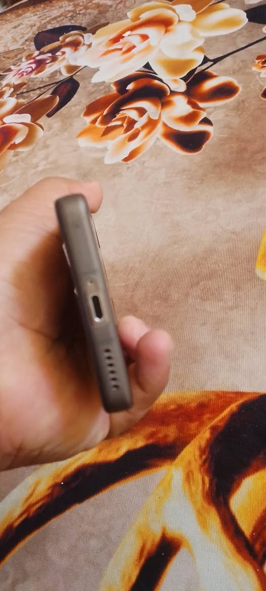 السلام عليكم انفنكس نوت 50برو
جهاز نضيف مابي اي عيب ما مفتوح جهاز غراضه كاملة مستخدم شي قليل شرط ضمان
ذاكره 256رام 24 شاحنه, 90 واط يدعم الشحن اللاسلكي
سعر 325 بي مجال
***********
