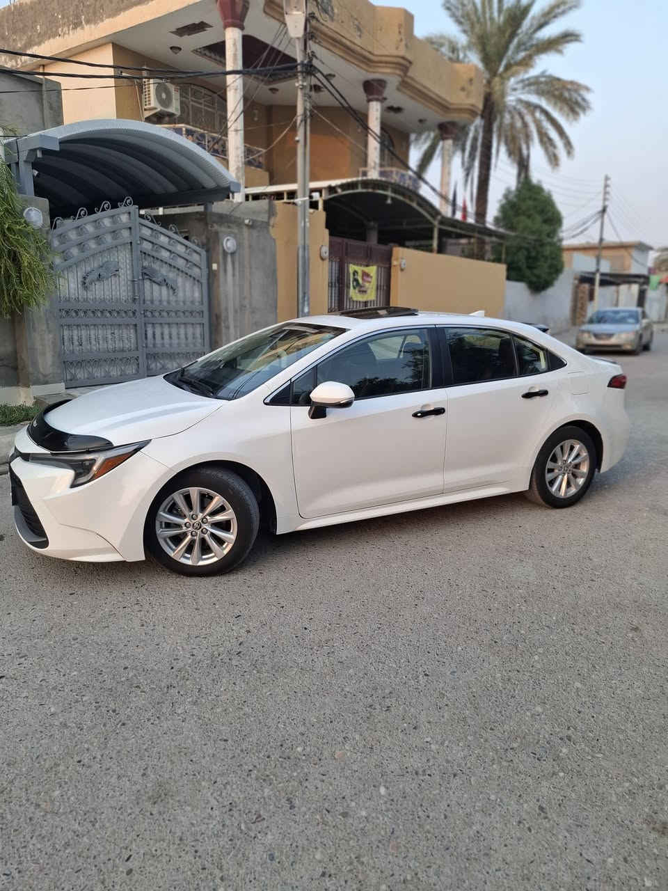 السلام عليكم كورلا إنتاج اليابان مو صيني XLE هايبرد فول للأخير أعلى فئه   2023  باسمي تحويل ثاني يوم ضررها بلقبق الجنطه سطحي لا حوض ولا شي البنيد فاتحينه ومخلي عسياره الدعاميات نفسهن مالتهة السياره ع شرط أدير كله محسن ودهن كله ميتاسو الاصلي معتني بيه للاخير بس عندي ضرف وابيع وبلخير علياخذهة الشراي يتصل *********** السعر 179 وبيه مجال حك الجيه
