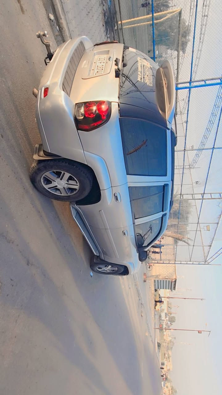 سيارة بلايزة ٢٠٠٨ نضيفة والسونار موجود بالصور
سيارة جاهزة من كلشي صدر امامي جديد  السيارة باسمي  
السعر ١١٠   مكانها بغداد حي الجهاد
للاتصال ***********
