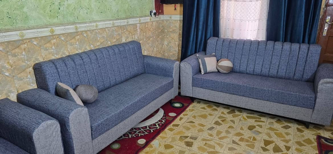 قبل،، وبعد،، الوان حسب الطلب، دوشمه..تخم المستعمل..وتصليح..واضافه.السفنج.
.اسعار مناسبه شغل درجه اولئ..

واتساب،، ***********

