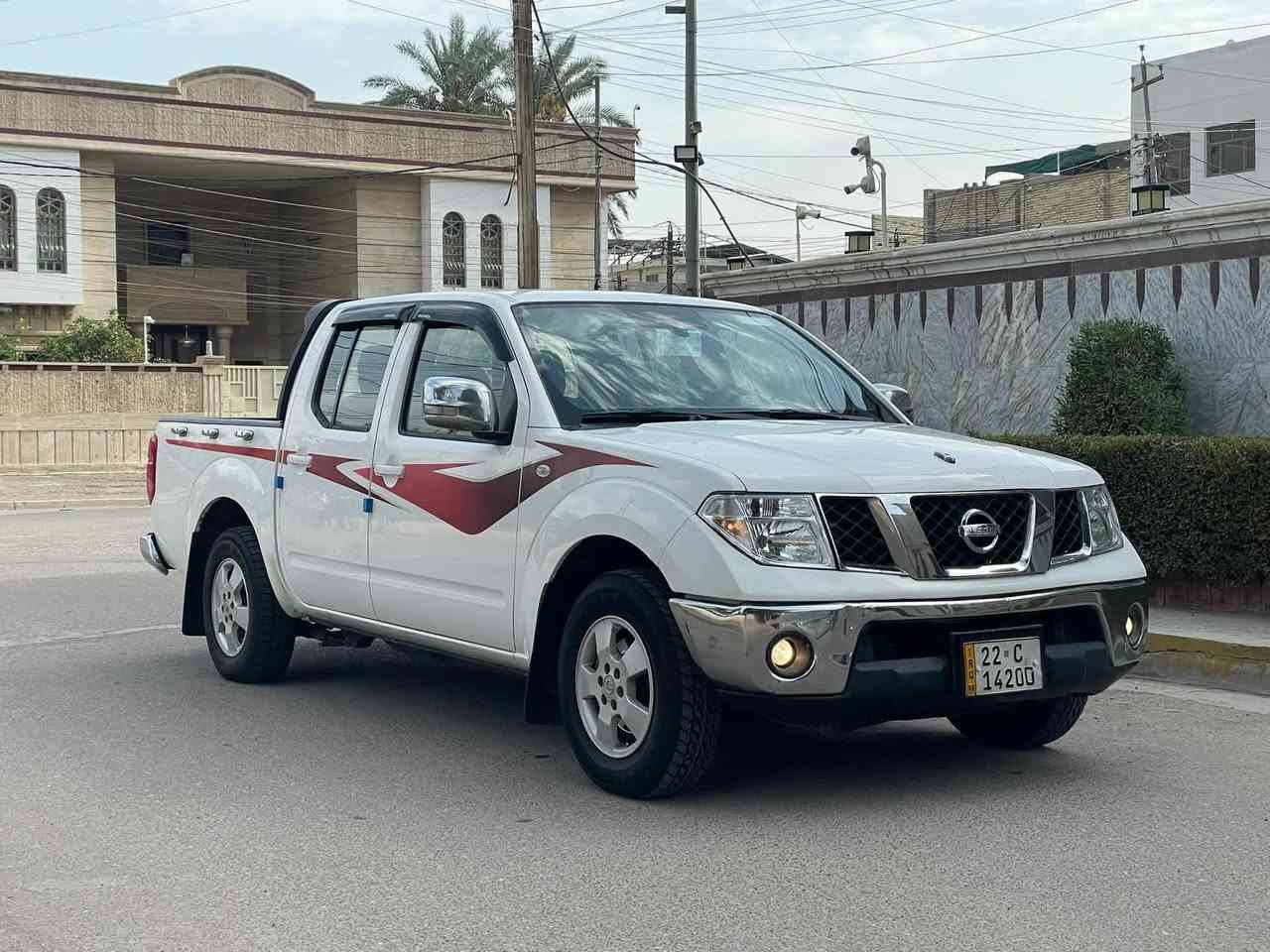 نيفارا • اوتوماتيك • ٢٠١٢