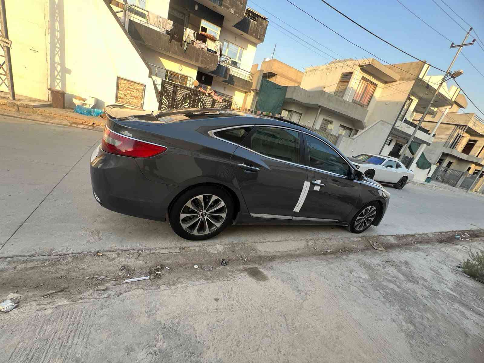 سلام عليكم ازيرا موديل 2012 خليجي فول موصفات رقم بغداد بسمي صبغ عام جمالي ضرار الجملخ الخلف السايق السعر 88 بي مجال اي استفسار الرقم موجود ***********

