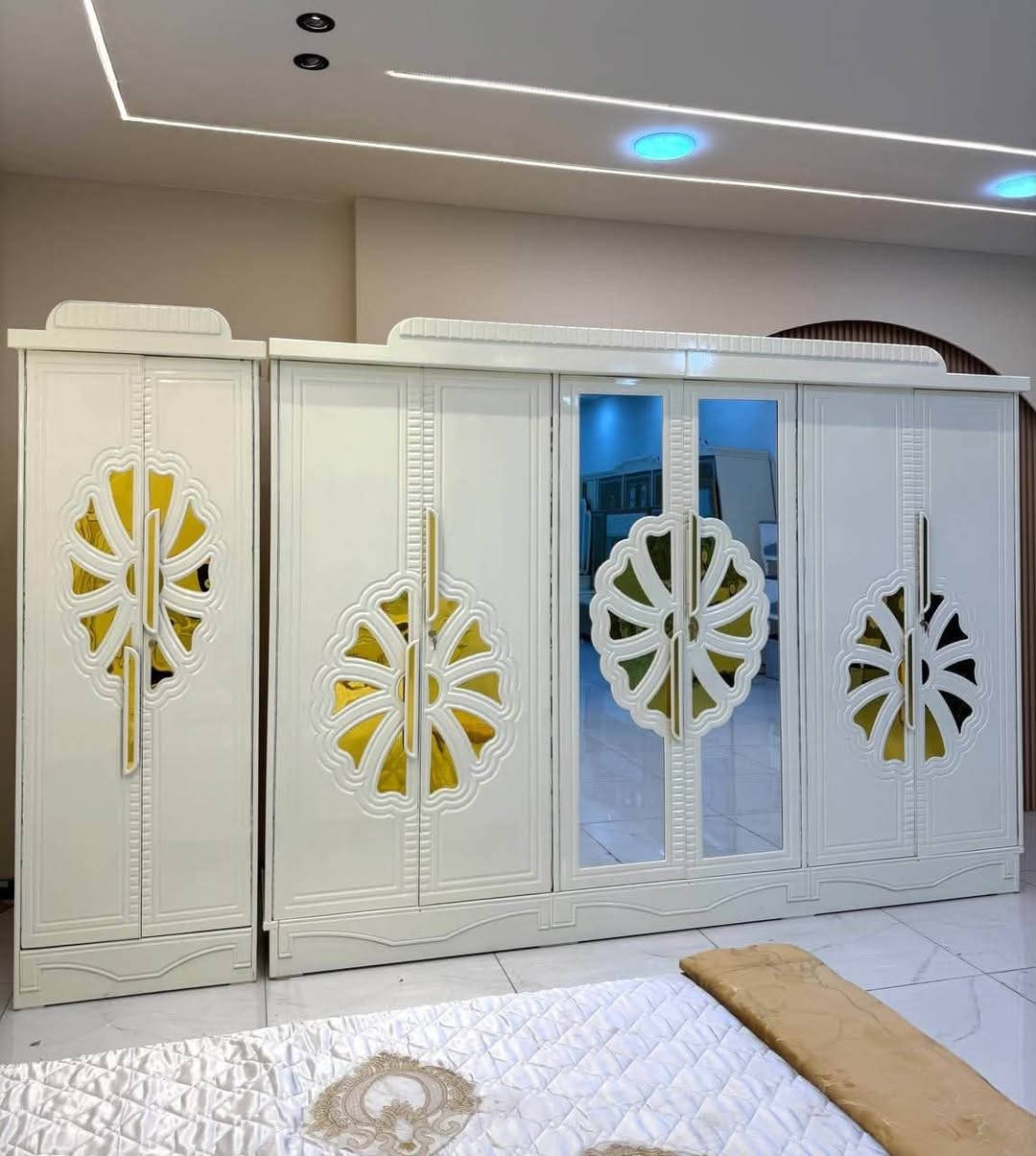 حصرياً الموديل الجديد♥️

السعر مليون دينار فقط 😍

غرفه نجاره قتصاديه 🛌

متكونه من 9 قطع مميزه ⭐️

الكنتور ارتفاع 240 طول 320 ⏫

مع الزاويه مجموع الطول 4 امتار 

السمك الخارجي للغرفه 5 ملم انديف

والسمك الداخلي 3 ملم معاكس ابيض

سعر الشازلون الخزان 75 الف 

سعر الشازلون المقعد 50 الف 

متوفر توصيل وشد داخل بغداد 😊

متوفر توصيل وشد لكافة محافضات العراق 🇮🇶
تواصل***********  
#غرف #ضمان #ثقه
