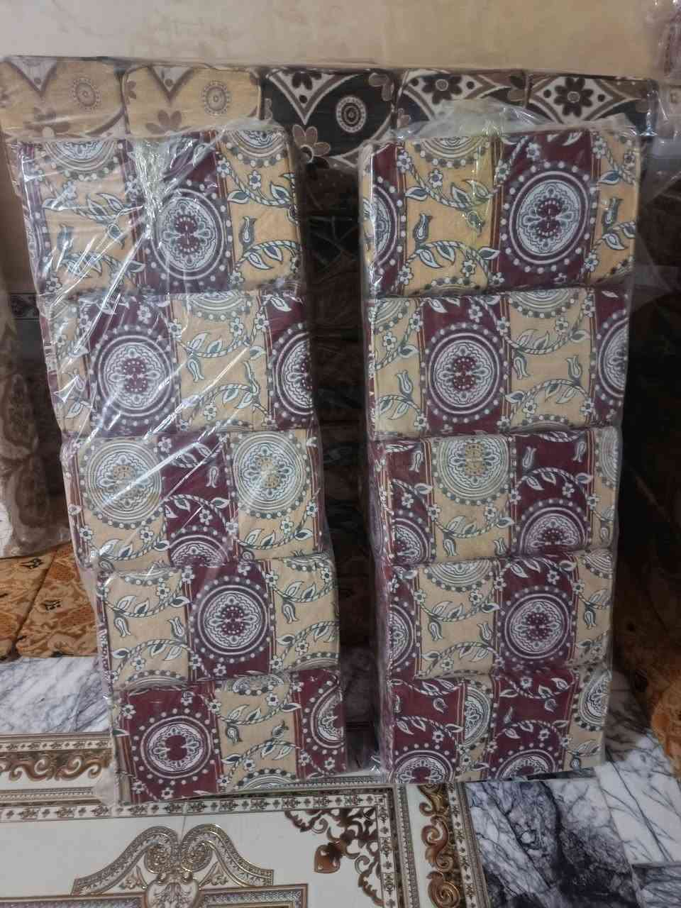 خمس تكيات • سفنج • بنايلون
