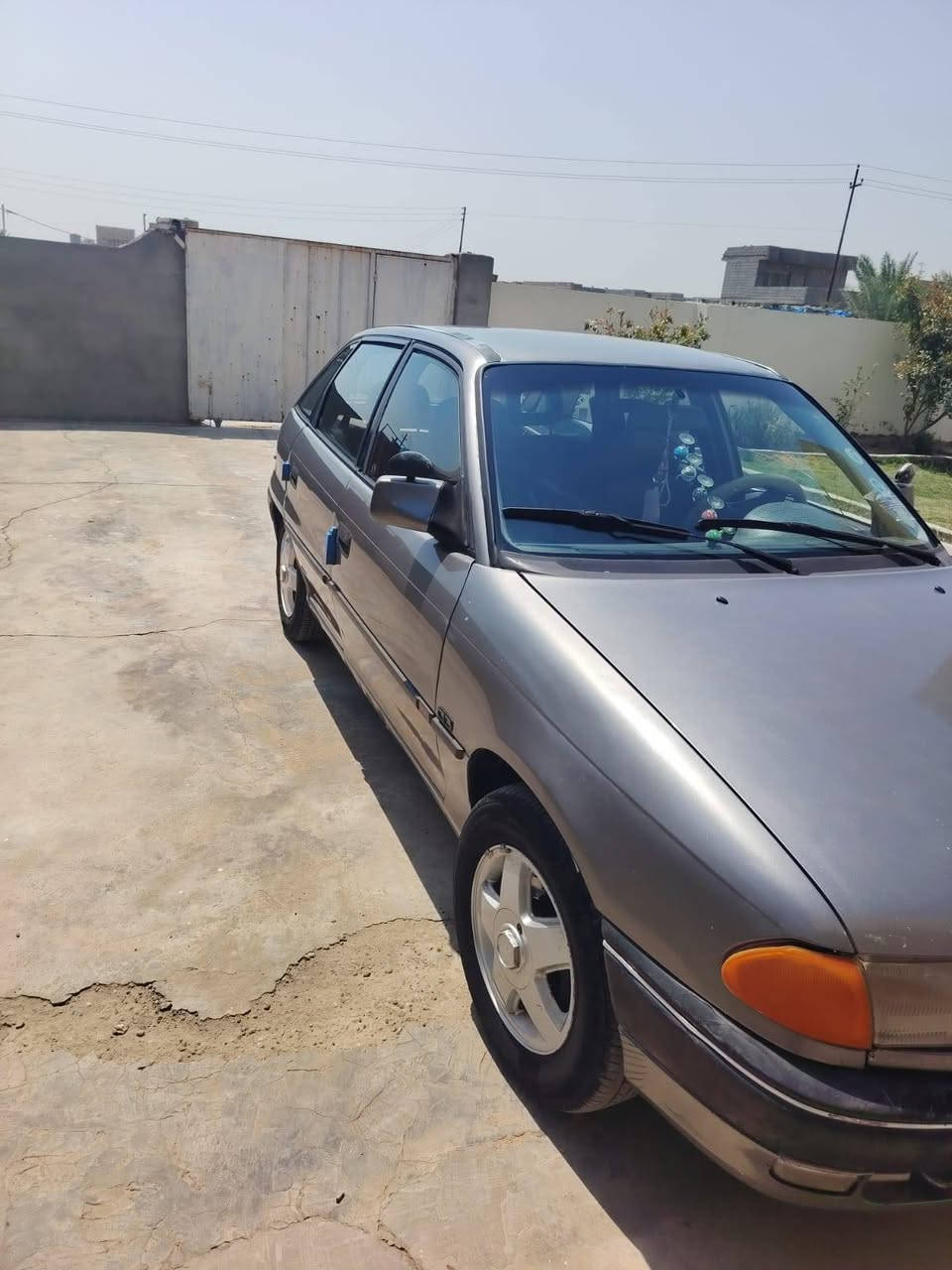 اوبل استرا موديل 93 گير ومحرك شرط سعر 37 وبيه مجال للاستفسار اتصل ‍***********
