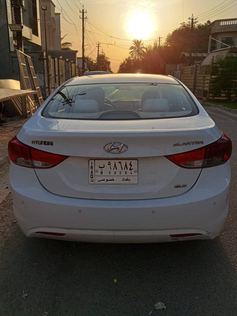 النترا • ٢٠١٢ • ١٢٩ الف