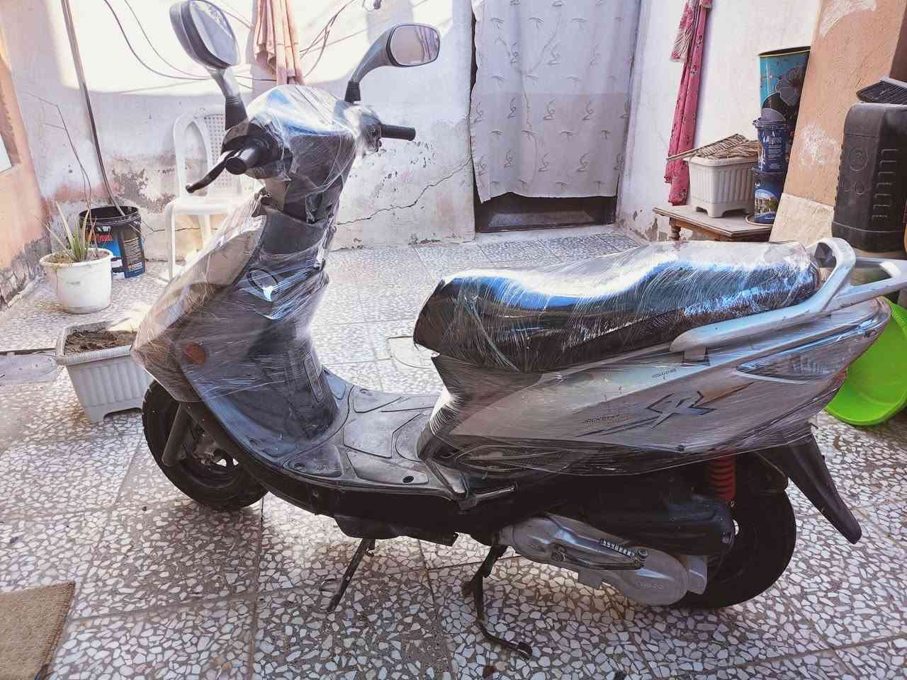 دراجة للبيع كامكو
***********
