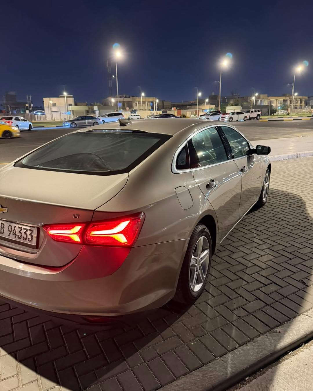 شوفرليت ماليبو موديل 2022 
لون ذهبي الي فلوس قليل ياخذها
 وارد امريكي كفاله ماعده بارد بلجاملغ الخلفي 
وربع اصابع بلقماره 
سياره ماشيه 98 الف 

سعر 🟧 تعليق يصلك 
رقم تلفون ***********
