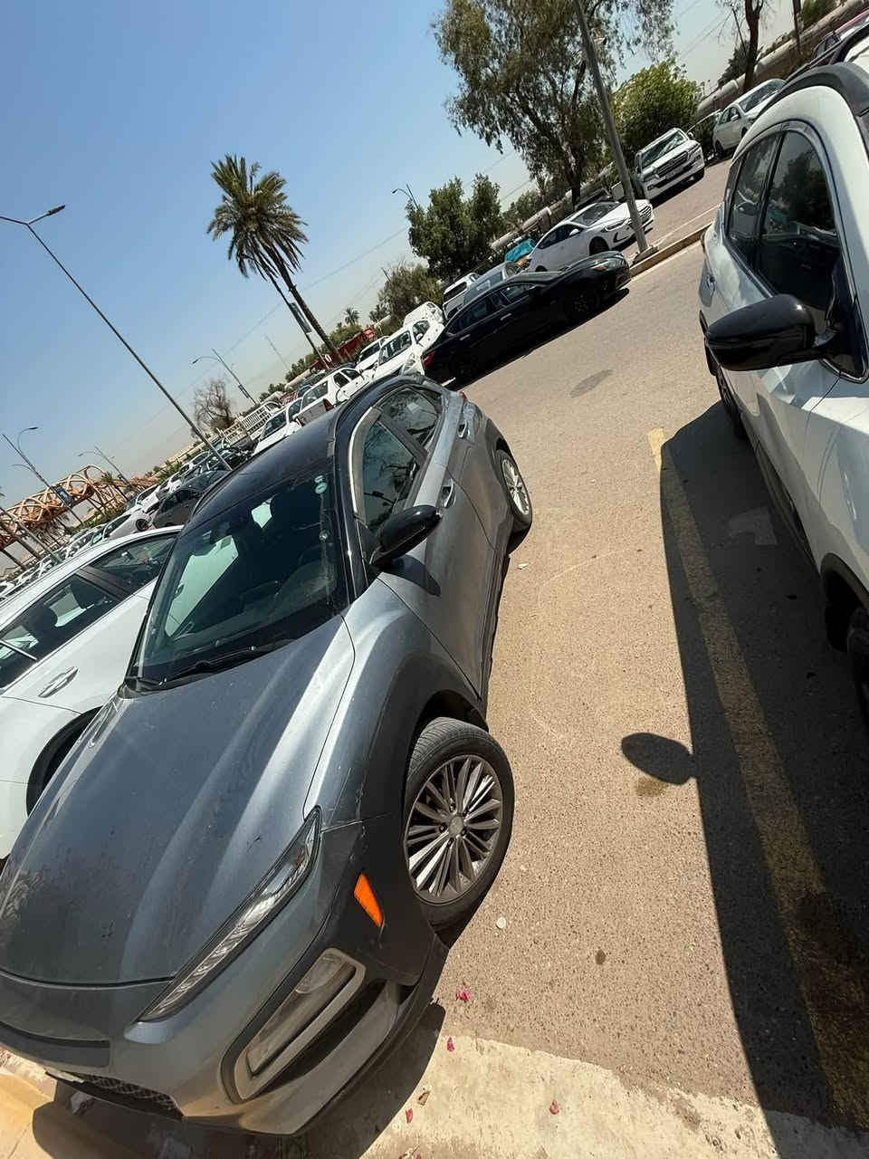 السلام وعليكم 
كونا موديل 2018
فول مواصفات عده الفتحة 
ماشية 80كم 
بغداد الكاضميه 
*********** 
حادث جانبي
