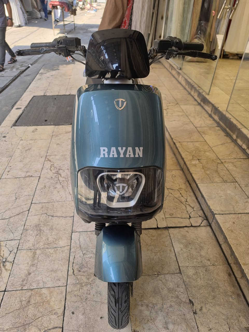 دراجه شحن الريان 
2025 ماخذها 
استخدام شخصي قليل 
دراجه حلو ده ونضيفة 
مكاني بغداد كاظمية
للاستفسار ***********
950 بيها مجال قليل
