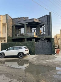 بيت • ٢٠٠م • شارع عام