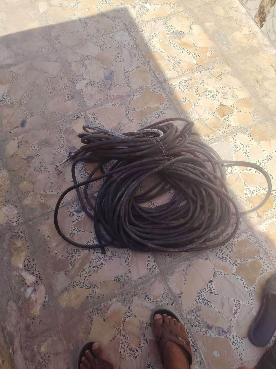 كيبل مال وطنيي خطين اعتقد أردني
البيع شراي ***********
