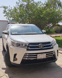 هايلاندر XLE 2019 للبيع رقم بغداد بسمي تحويل مباشر وارد امريكي  فول مو...