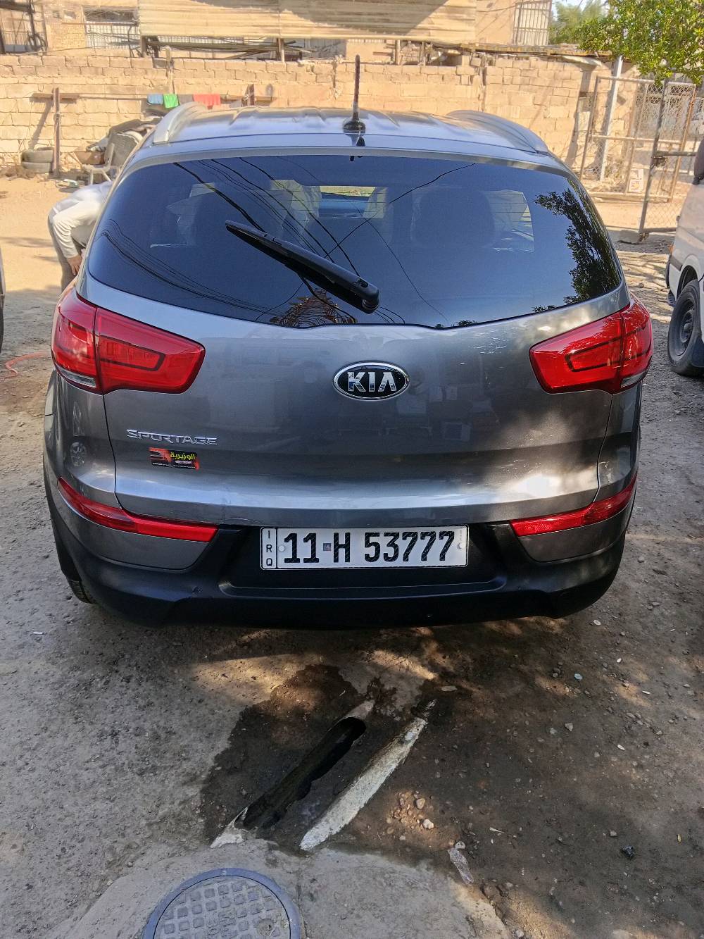 كيا سبورتج وارد امريكي كلين بدون حادث محرك 2400 رقم بغداد انكليزي مكانه بغداد سريدات السعر 135 اوبيه مجال رقم الهاتف 
***********