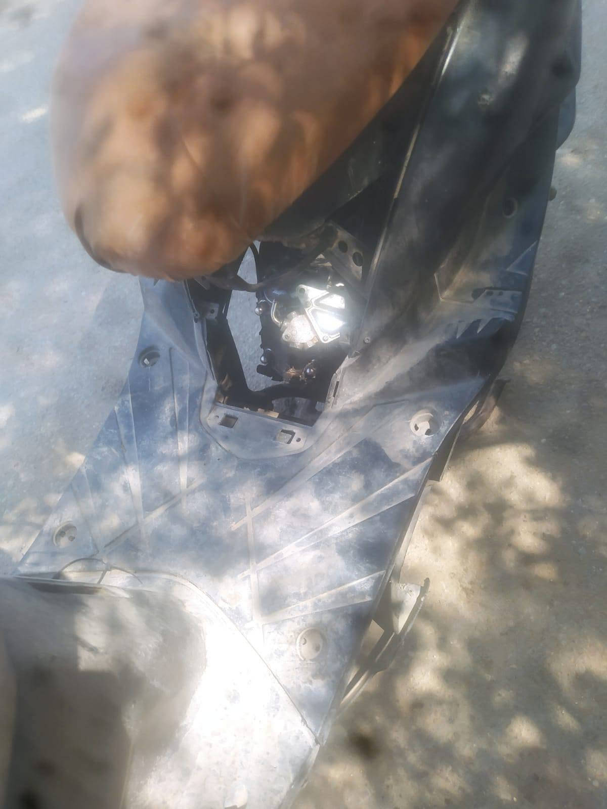 دراجه ثعلب طافيه  مال هندر موجوده وعندي  كفرات خلفيه مالته دراجه متروكه صار هوايه ماعرف شبيها ابيعلك كوم حديد مكينه تفتر  ودير سلف سعر175مجال قليل  مكاني بغداد شعله رقمي ***********
