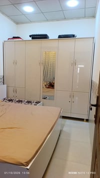 طقم نوم • ميز تواليت • نضيف